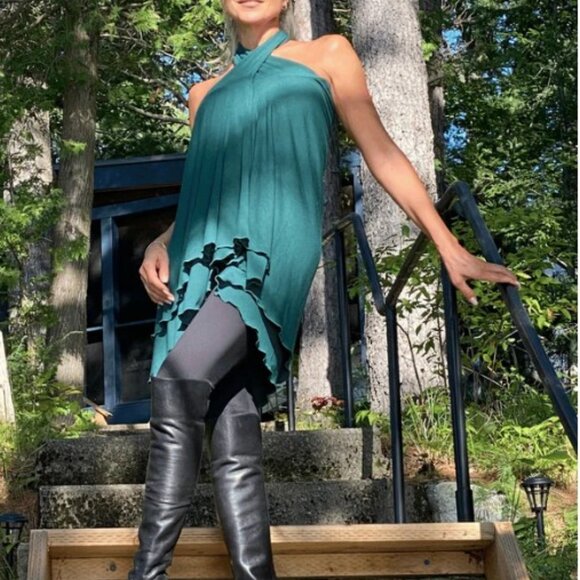 Infinity Flow Wrap in Teal by Canadian Designer Diane Kroe - Picture 1 of 6